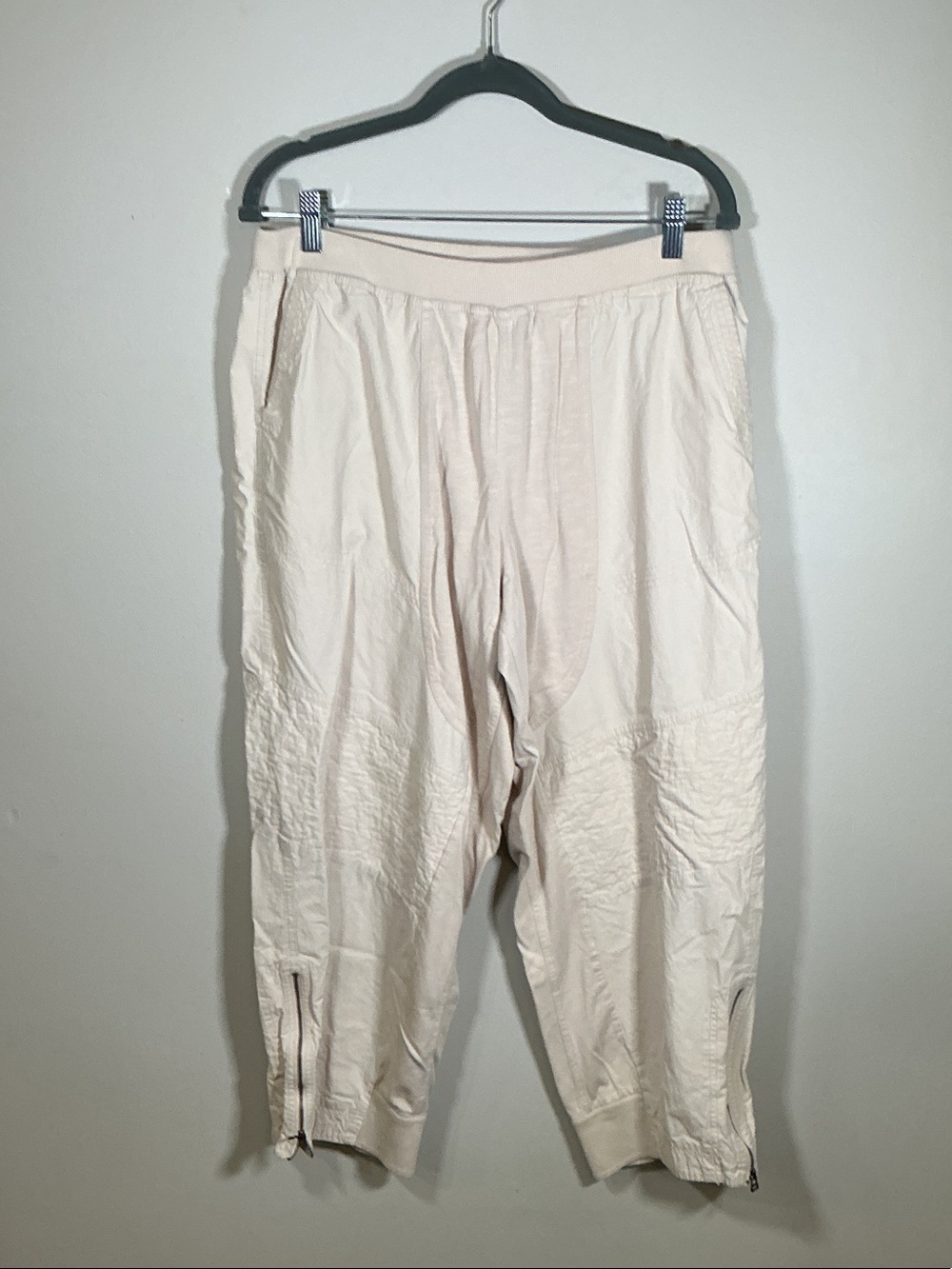 Daily Practice by Anthropologie Cream Cropped Jogger Pants Size Medium